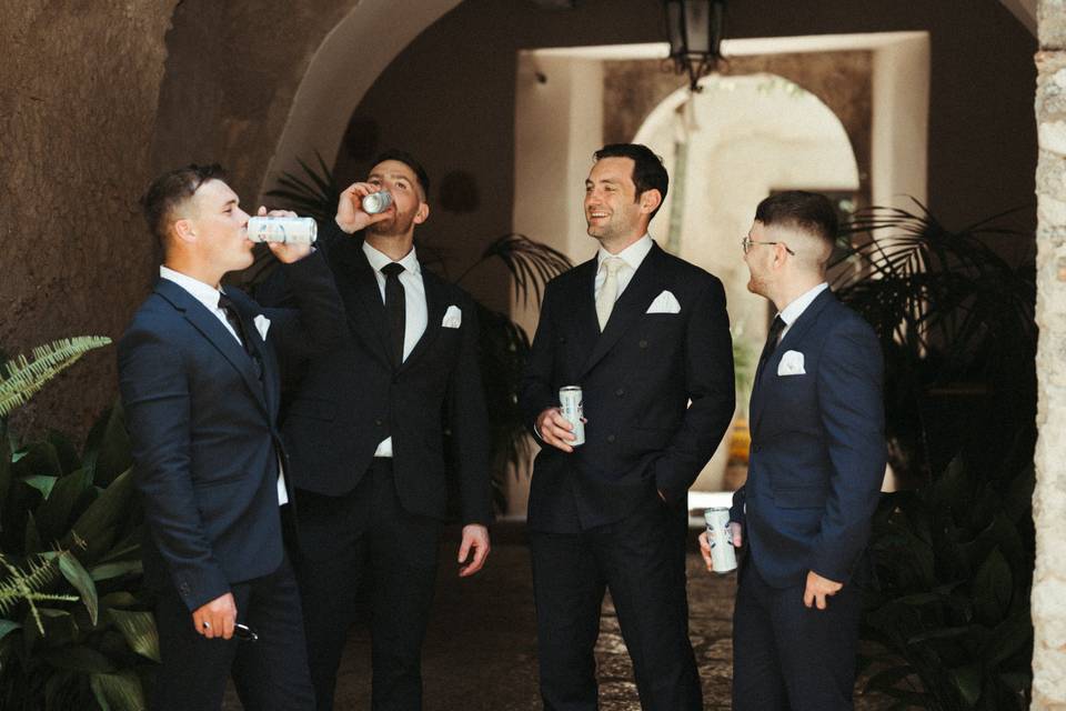 Groomsmen