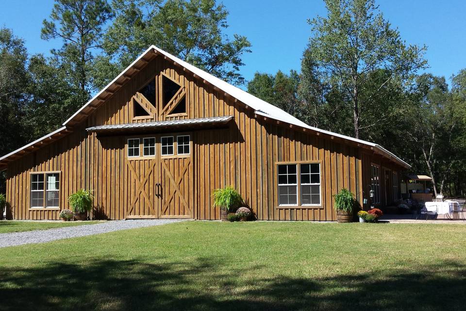 Exterior view of Lewiswood Farm