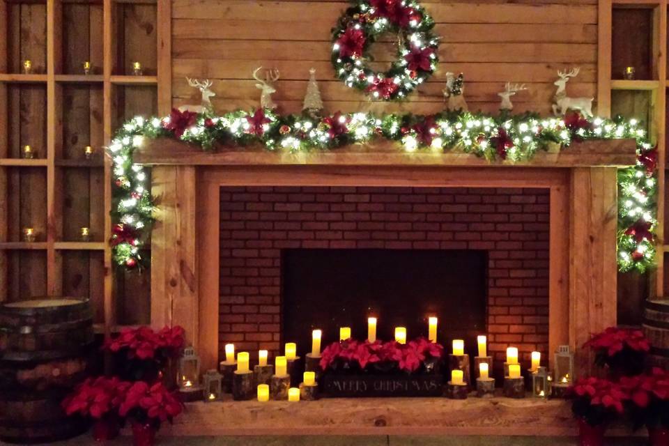 Holiday Fireplace Decor