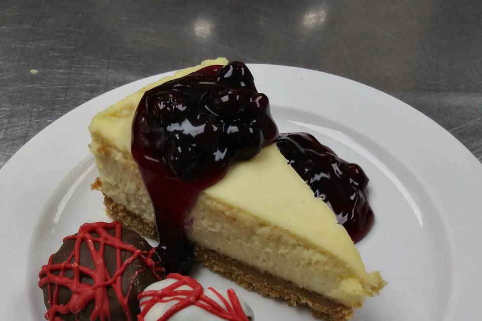 Plain Cheesecake w/ Blueberry