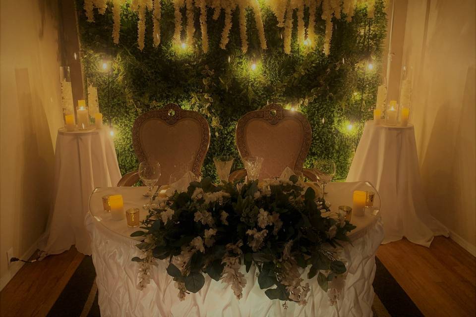 Garden romance table