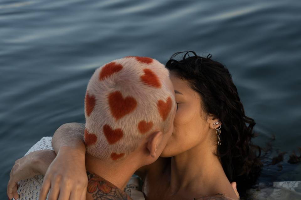 Love in the water - Klaui Varadi Photography