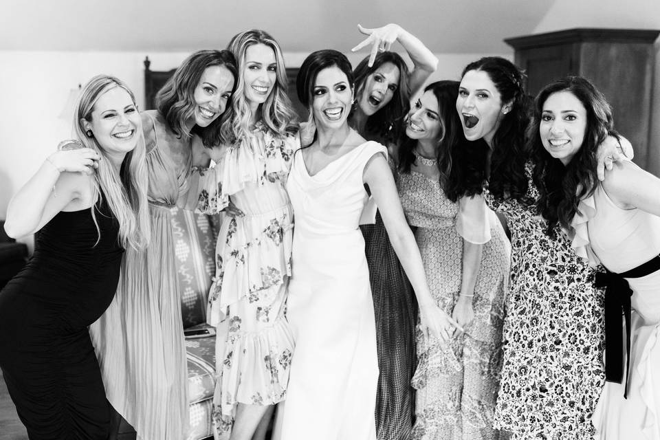 The bride with her bridesmaids