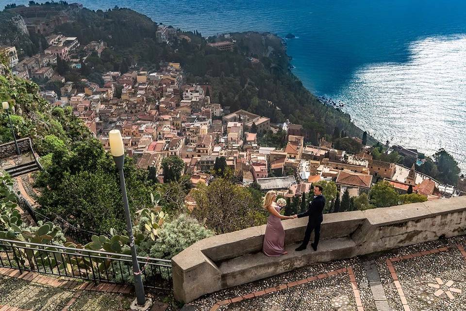 V&M elopement in Taormina