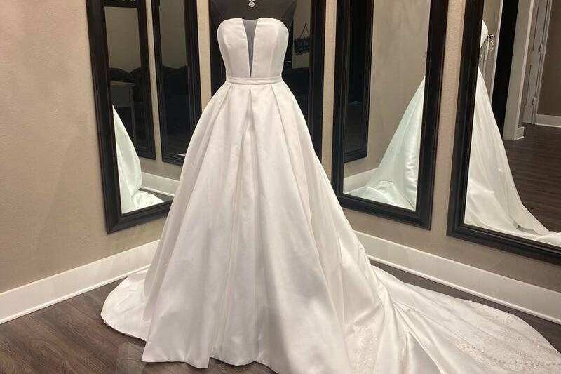 Lena’s Bridal Studio
