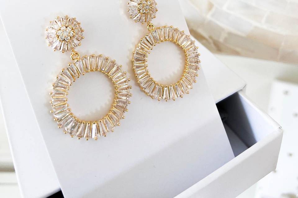 Amelie George circle earrings