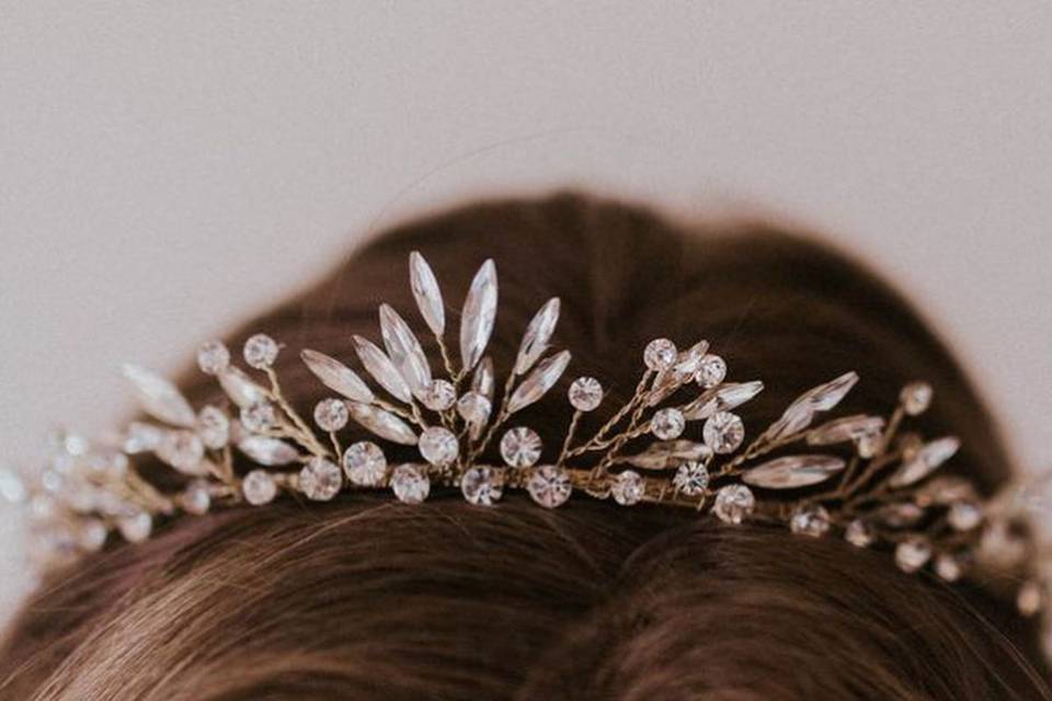 Untamed Petals crown