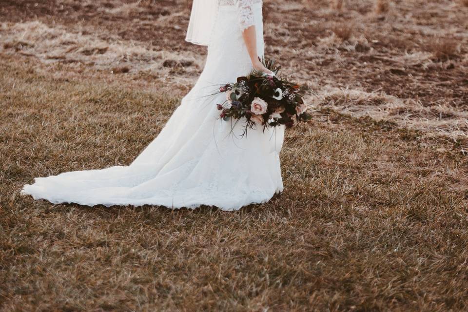 Fall bridal flair