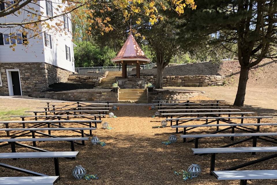 Ceremony location with benches