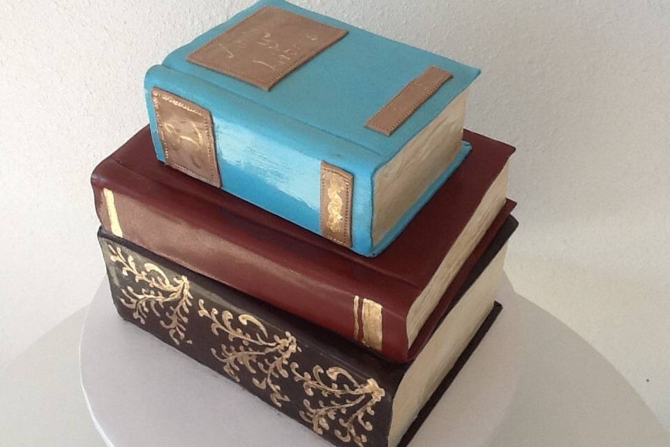 Sweetaly Gelato and Custom Cakes