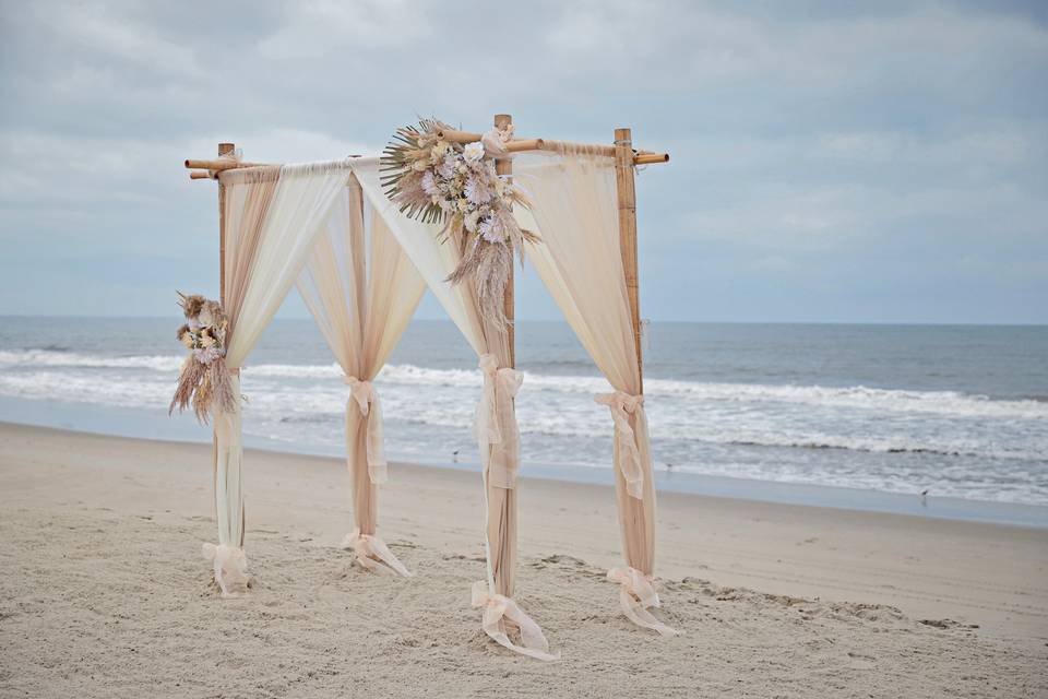 Incredible Beach Weddings