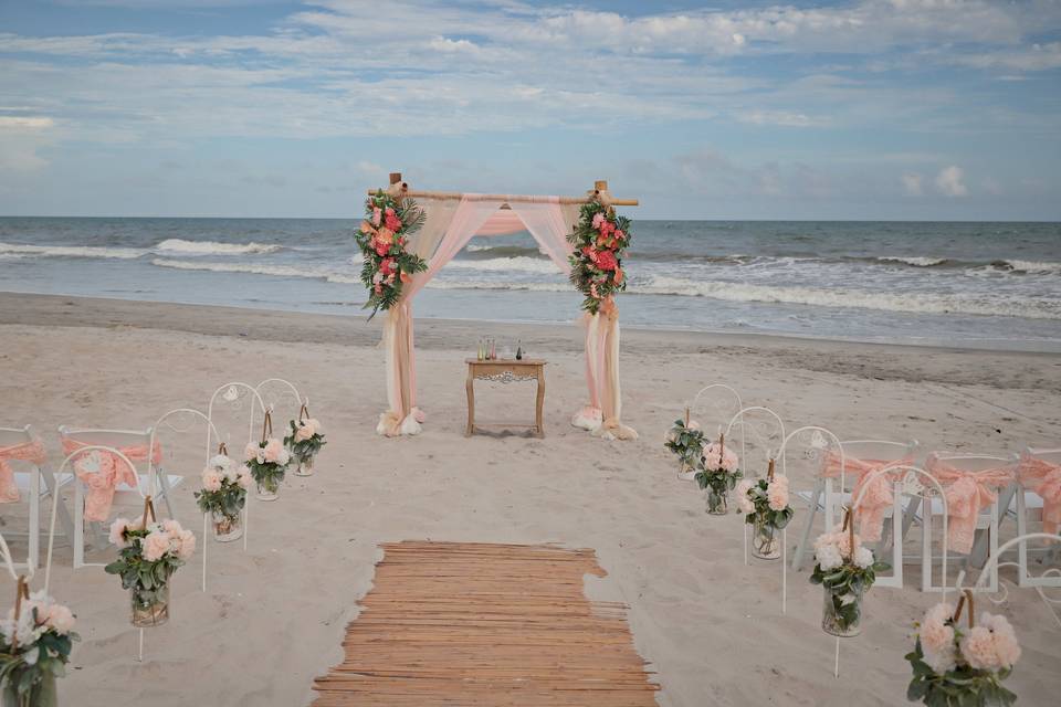 Stylish oceanfront setup