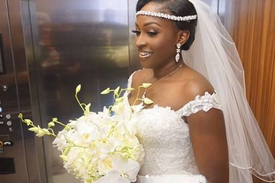 Bride in the elevator