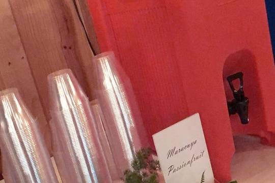 Fresh Fruit Drinks