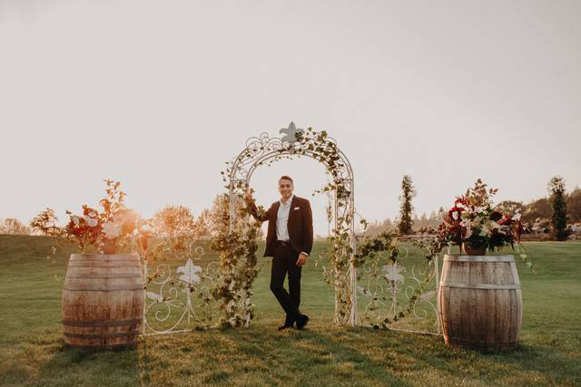 The 10 Best Winery Brewery Wedding Venues in Salem OR WeddingWire