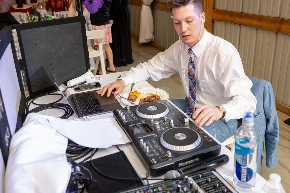 DJ Brad mixing during dinner