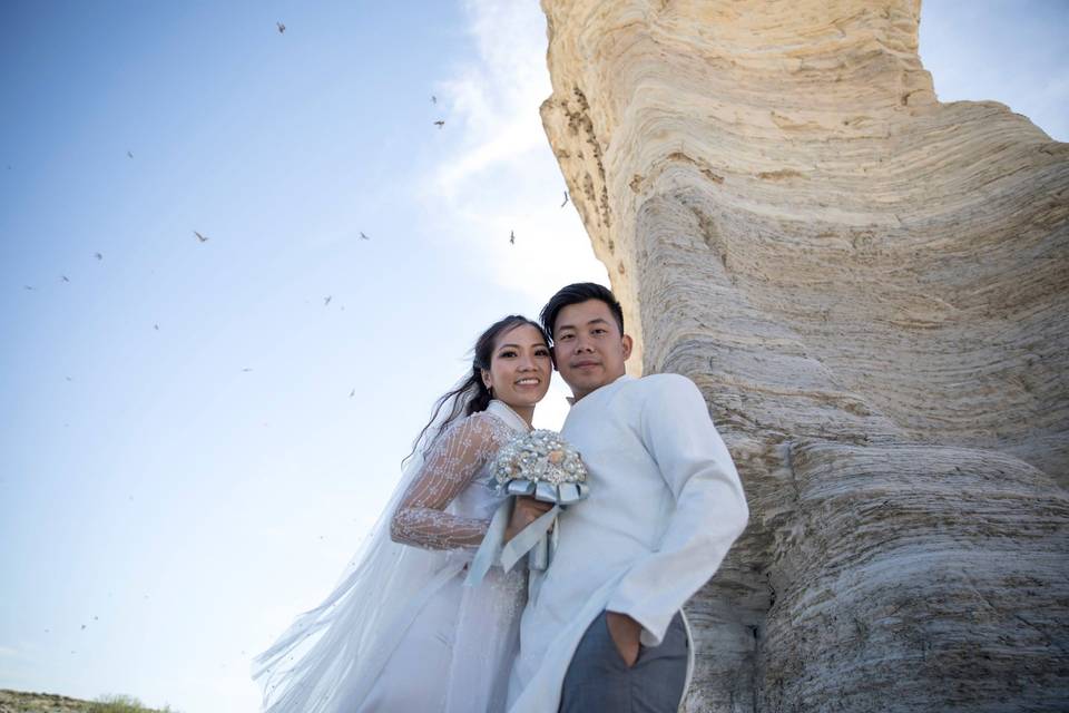 Wedding video at Monument Rocks
