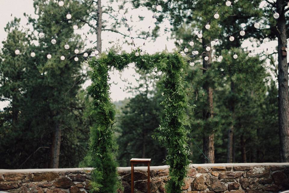 Arbor Decor