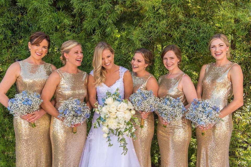 Beautiful bride and her bridesmaids - Tom Ham's Lighthouse