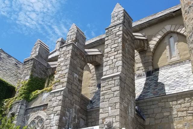 Flying Arches facing the ocean