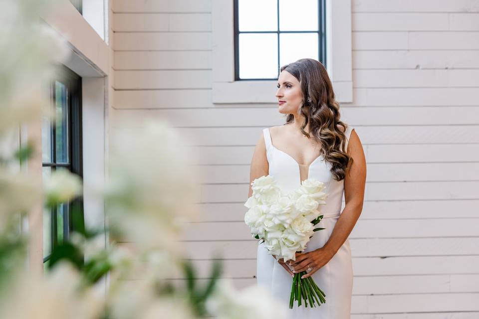 Bridal picture with white rose