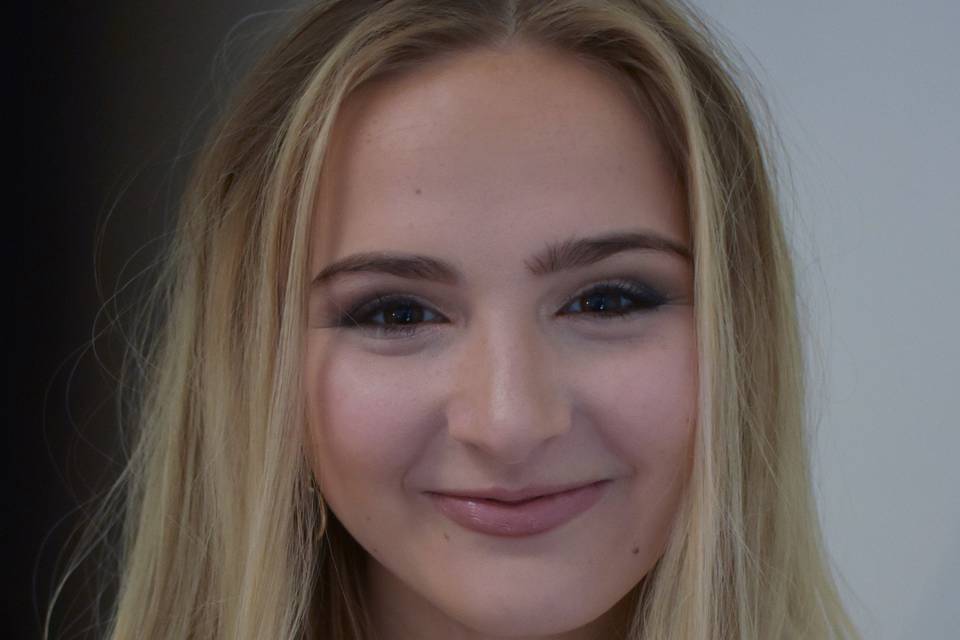 Natural bridal makeup