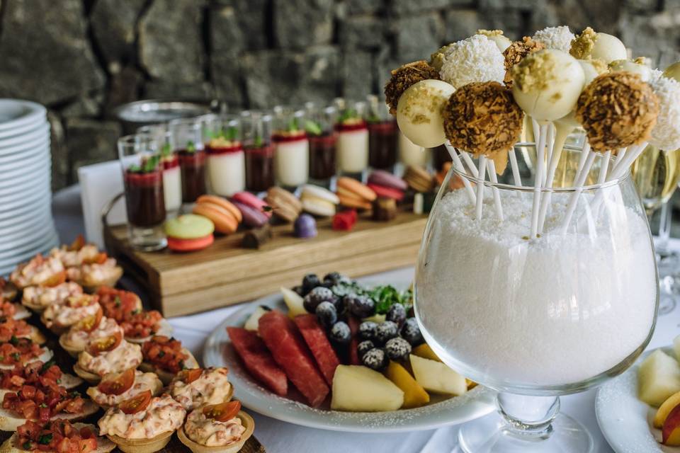 Appetizer buffet