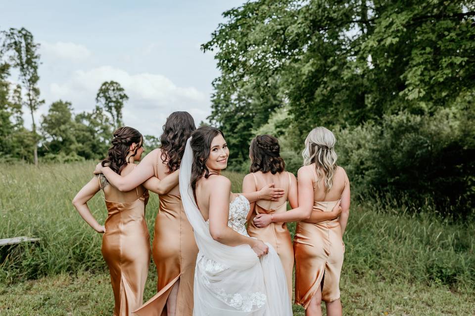 The 10 Best Wedding Hair & Makeup Artists in Cleveland - WeddingWire