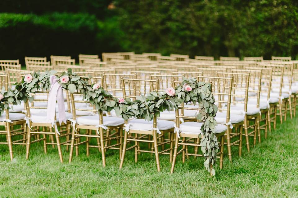 The bride with her bridesmaids