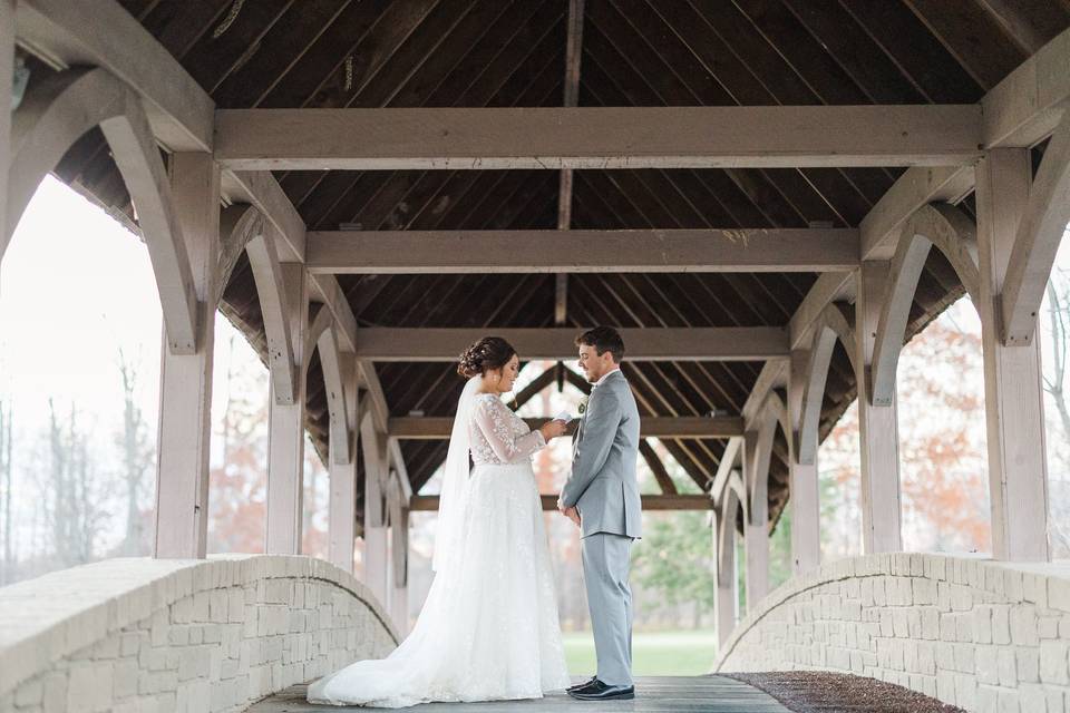 Private Vows on the Bridge