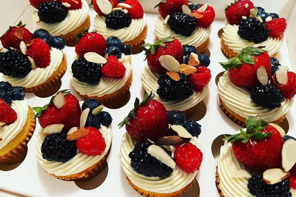 Berry Chantilly Cupcakes