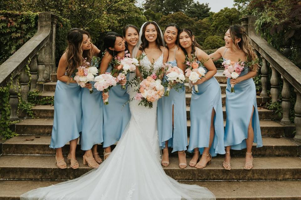 Bridesmaids in blue
