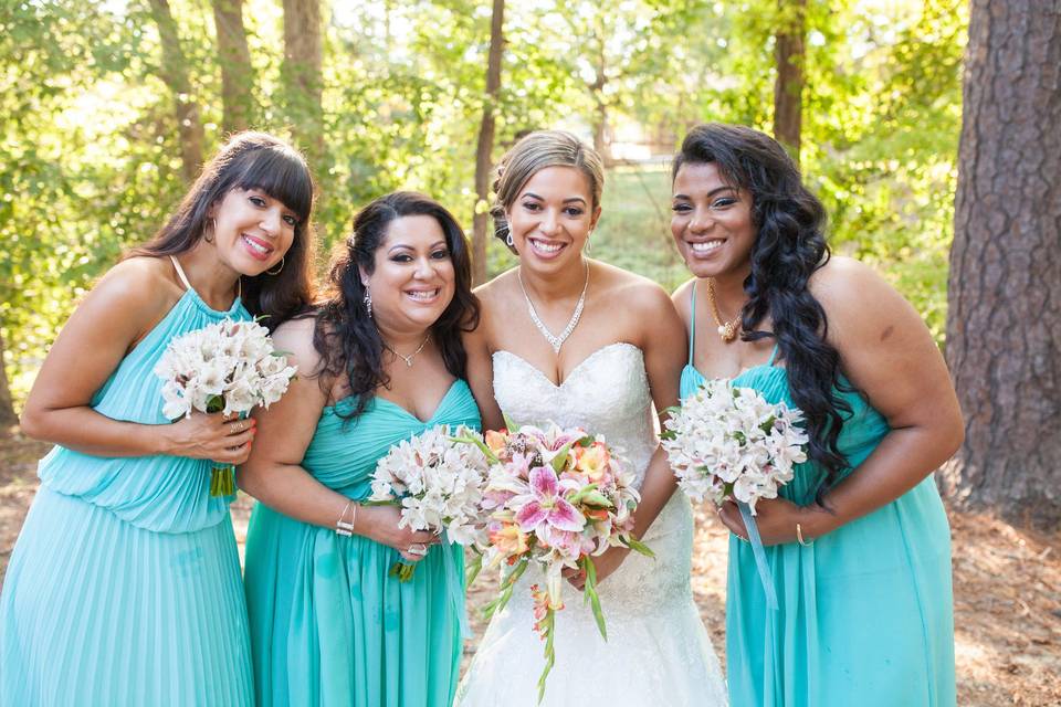 Paula and bridesmaids