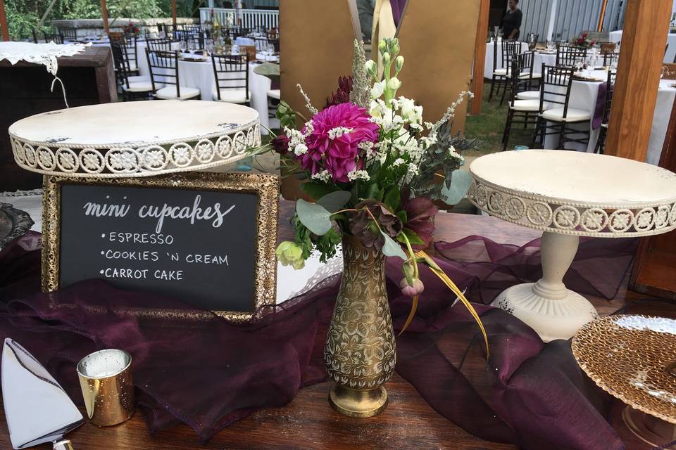 Alicia Centerpiece design