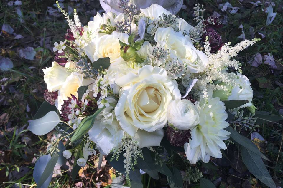 Garden roses and dahlias