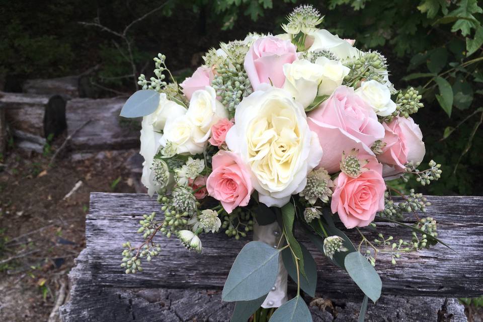 Pink and white bouquet