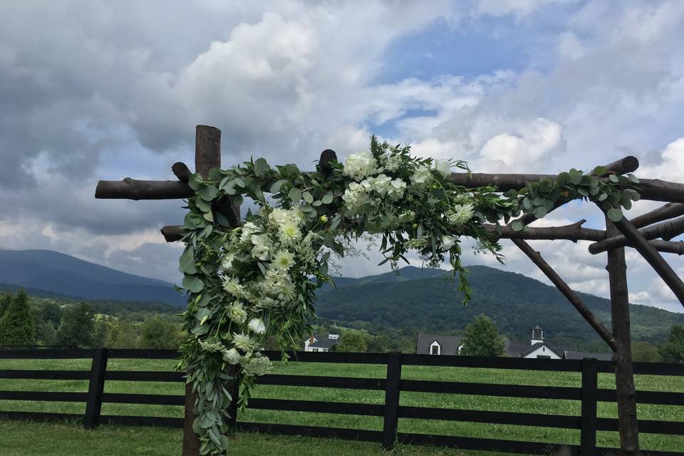 corner arbor arrangement