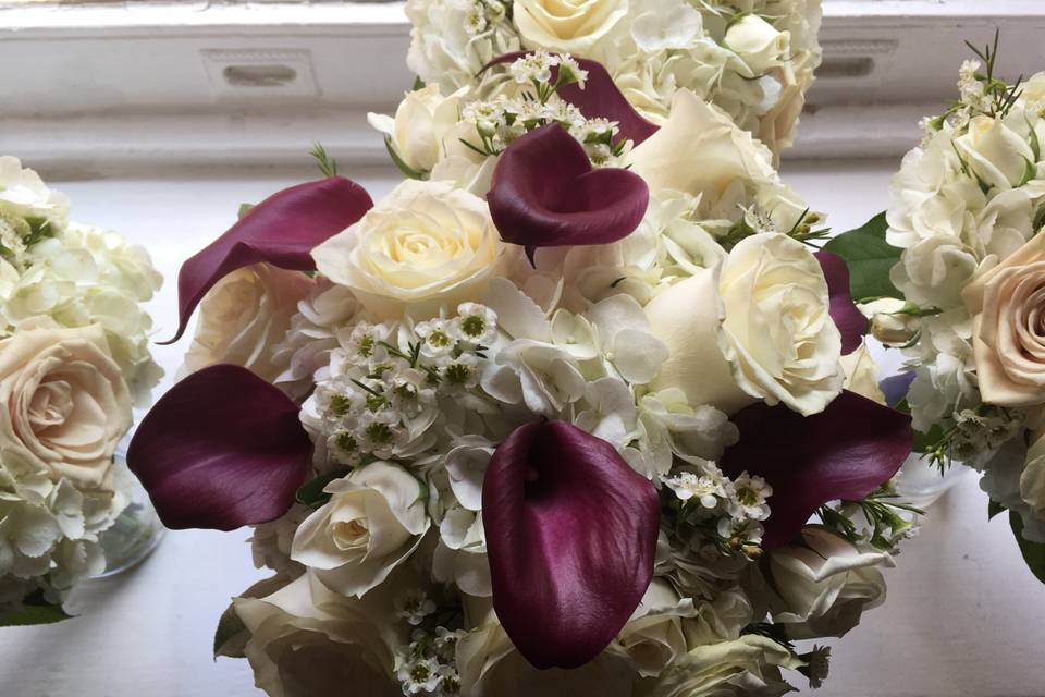 calla and rose bouquet