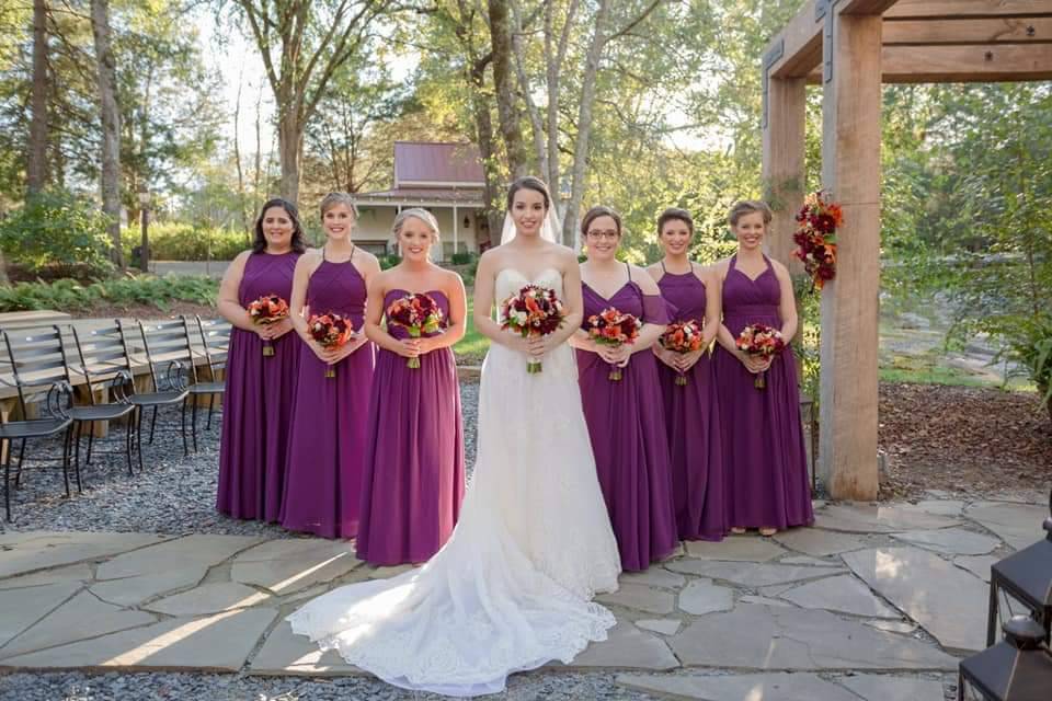 Stephanie and her bridesmaids