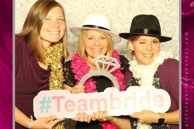 Wedding Friends