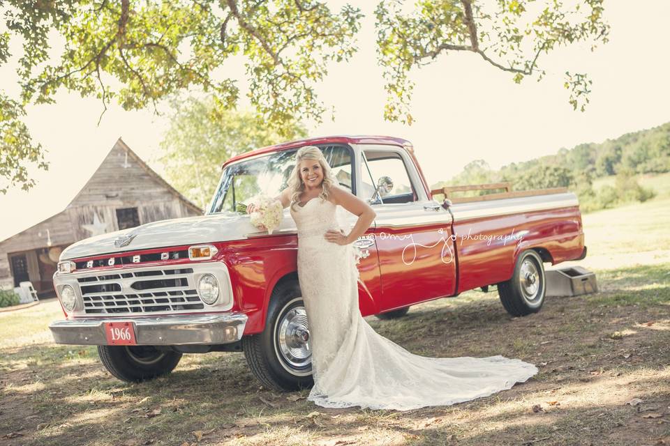 Bride and ride | Amy Jo Photography