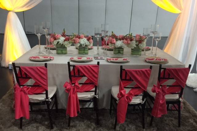 Gray and red table setup