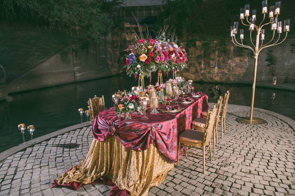 Red and gold table setup