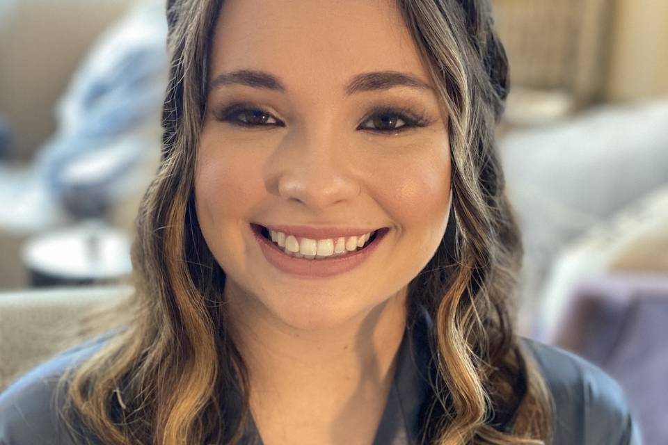 MAKEUP