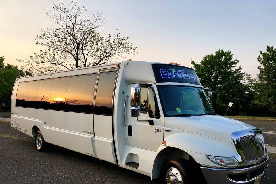 Limo Service in Brookhaven, Pa Kevin Smith Transportation Group