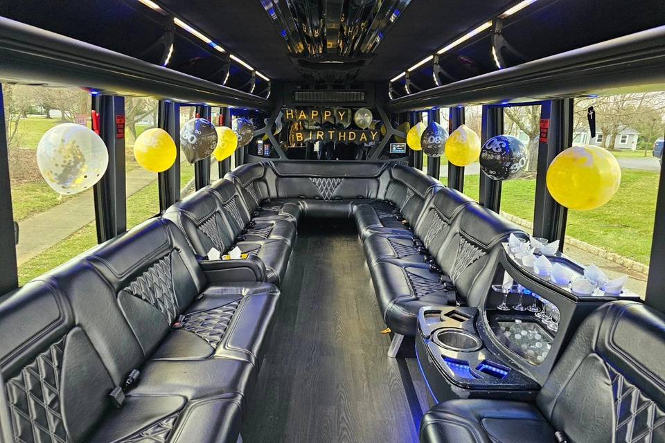 24 Pass. LimoBus