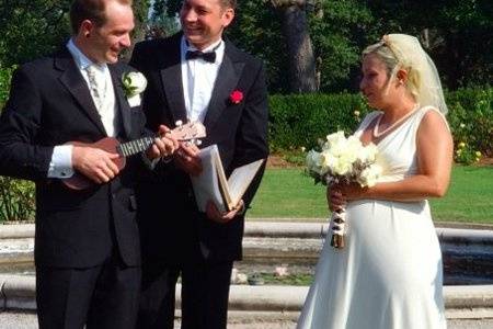 Custom weddings by Reverend Jay Howell