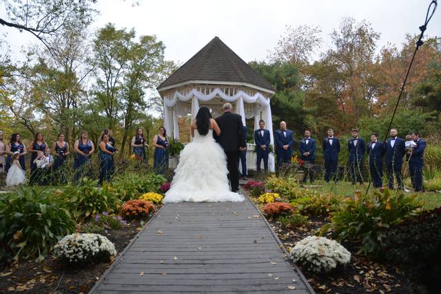 Outdoor ceremony