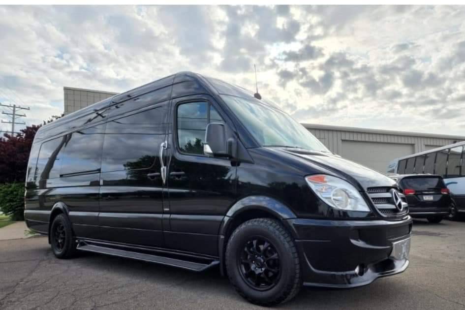 Mercedes Sprinter Limo