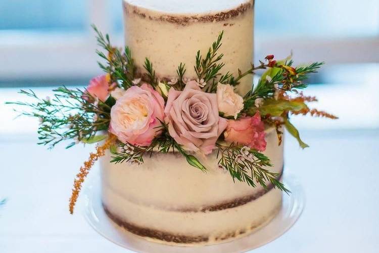 Semi-naked cake with rustic florals